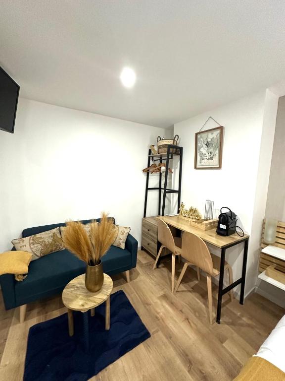 Hôtel Résidence A la Buttes aux Cailles - Resim 32