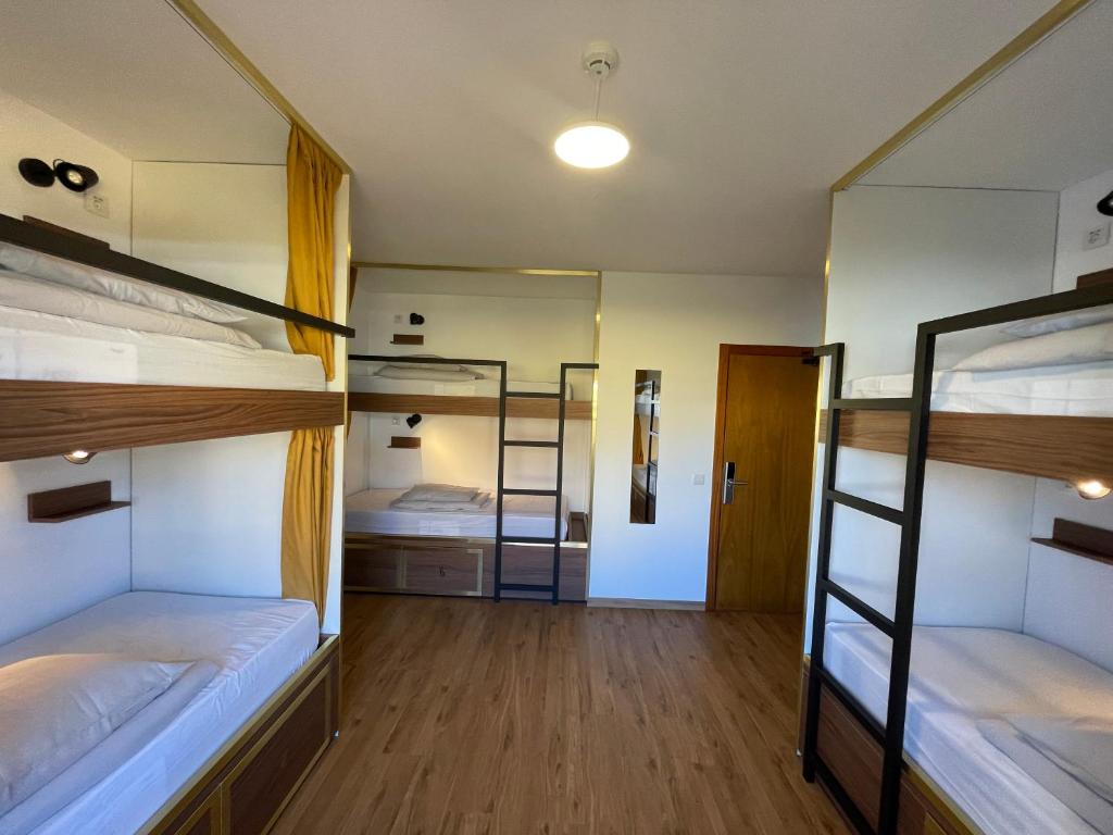 Postel nebo postele na pokoji v ubytování 33 Hostel