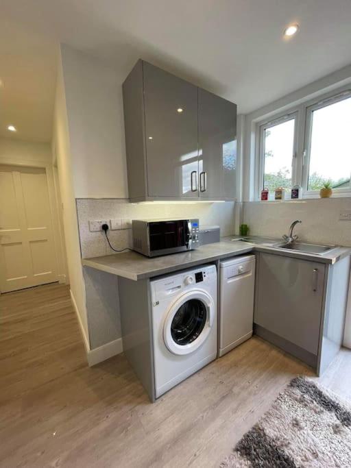 Scottish stunning home stay with free parking and pet friendly 2