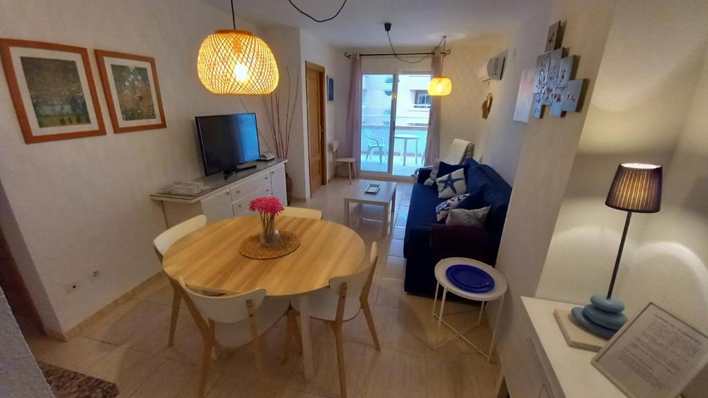 TV a/nebo společenská místnost v ubytování Apartamento la Brisa del Mar