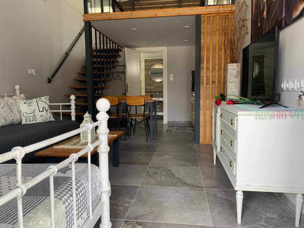 Fotografie z fotogalerie ubytování Flisvos loft by the sea v destinaci Skála Foúrkas