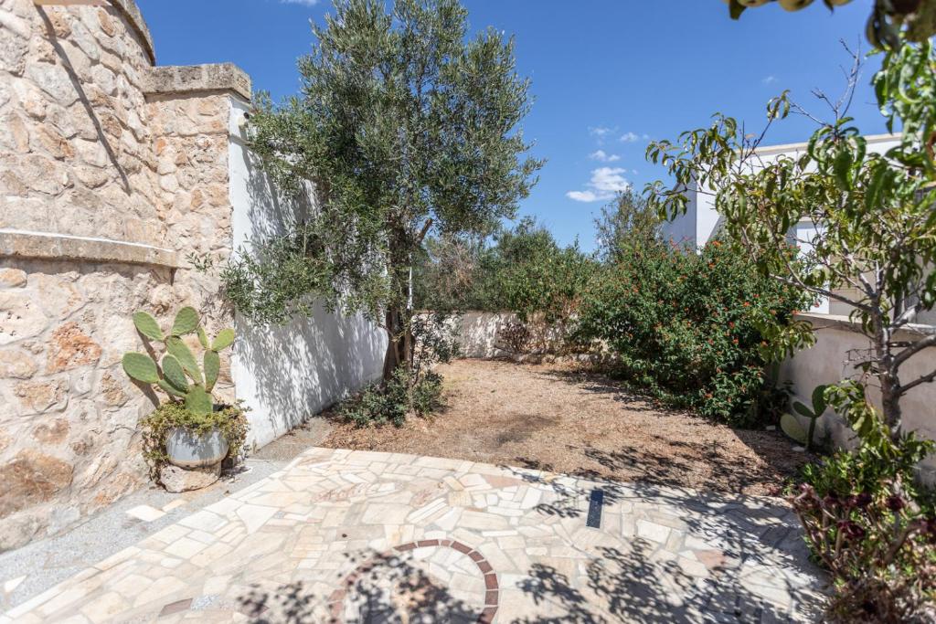 Zahrada ubytování Villetta Azalea con giardino a Torre pali