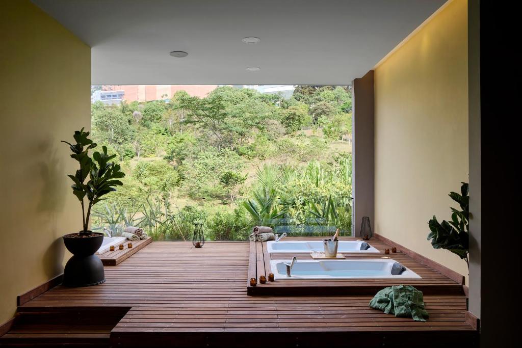 Hoteles en Medellin, Mejor Valorados 543652178