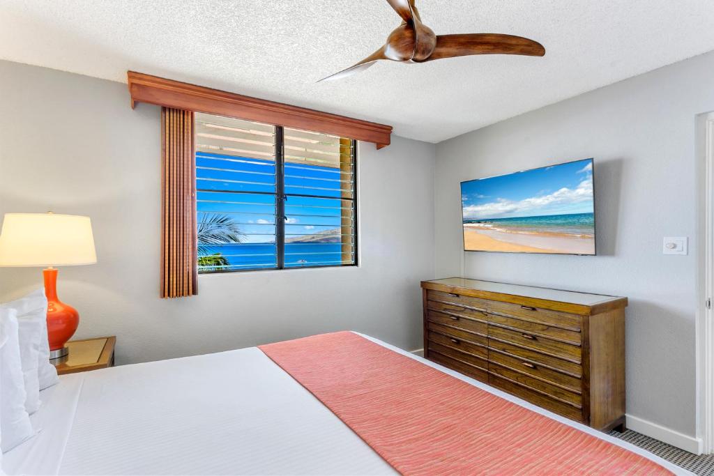 Maui Beach Vacation Club photo