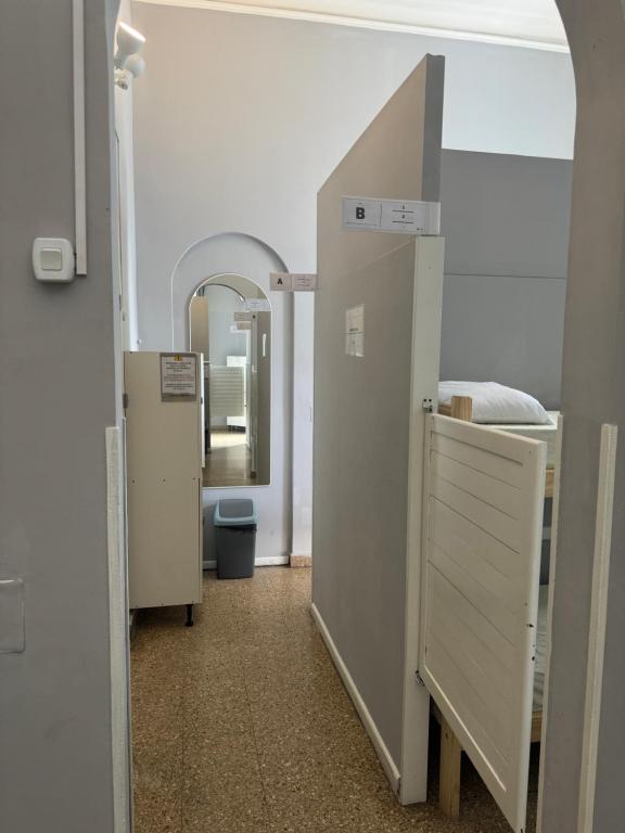 Lead Hostel - Single Bed In Mixed Dormitory Room