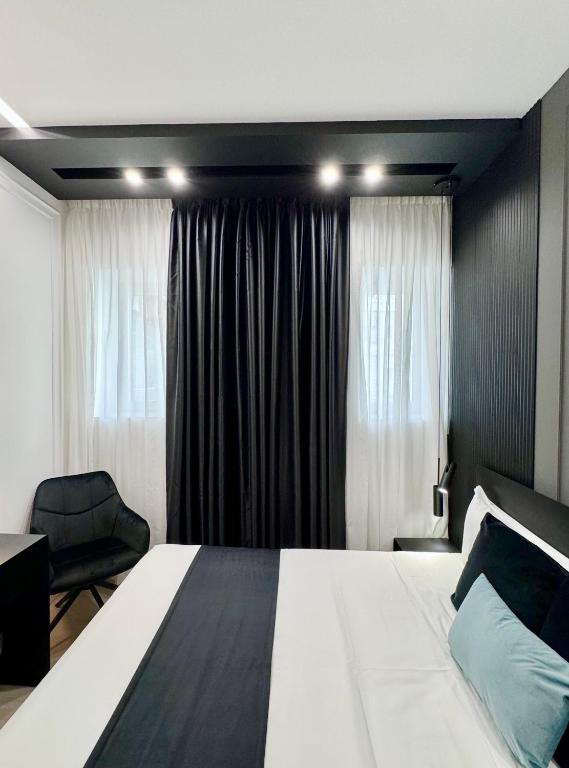 Gallerie Boutique Rooms - 13