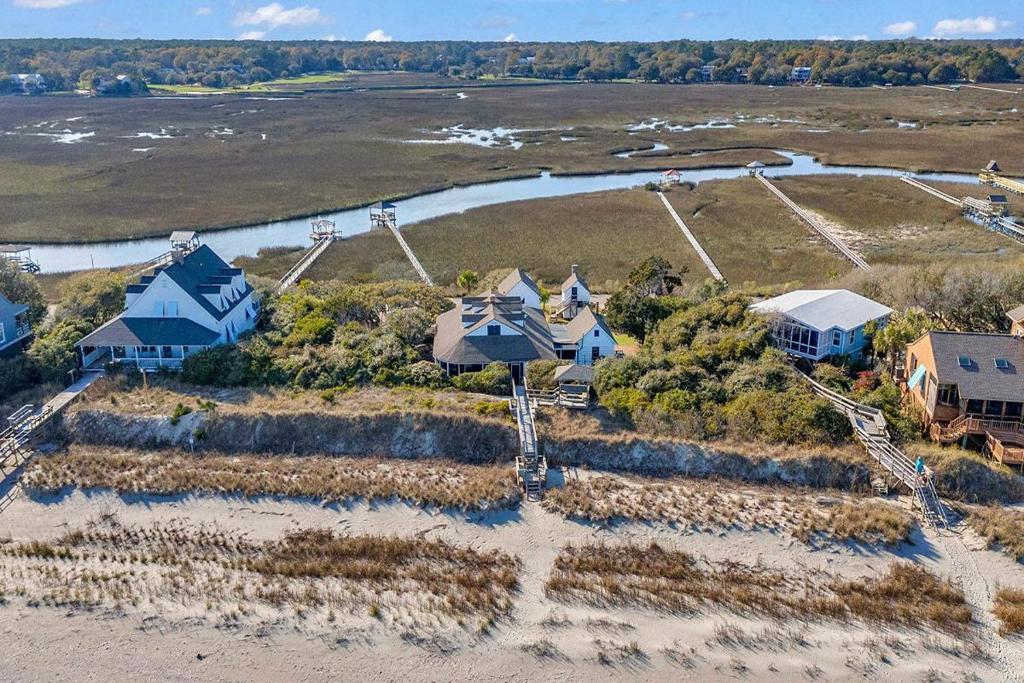 Lemon LaBruce 6 Bdrm Oceanfront Beach House, Pawleys Island (updated