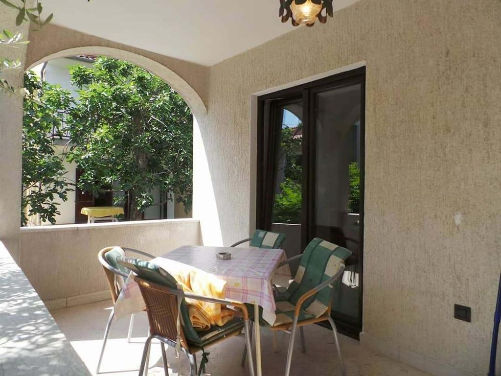 Apartments with parking space Porec - 22715