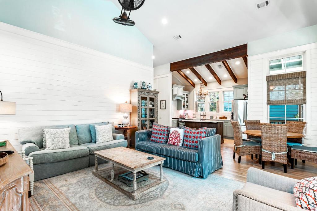 133 Silver Laurel Way 2 Bed, 2 BA, Sleeps 6, close to Seaside and