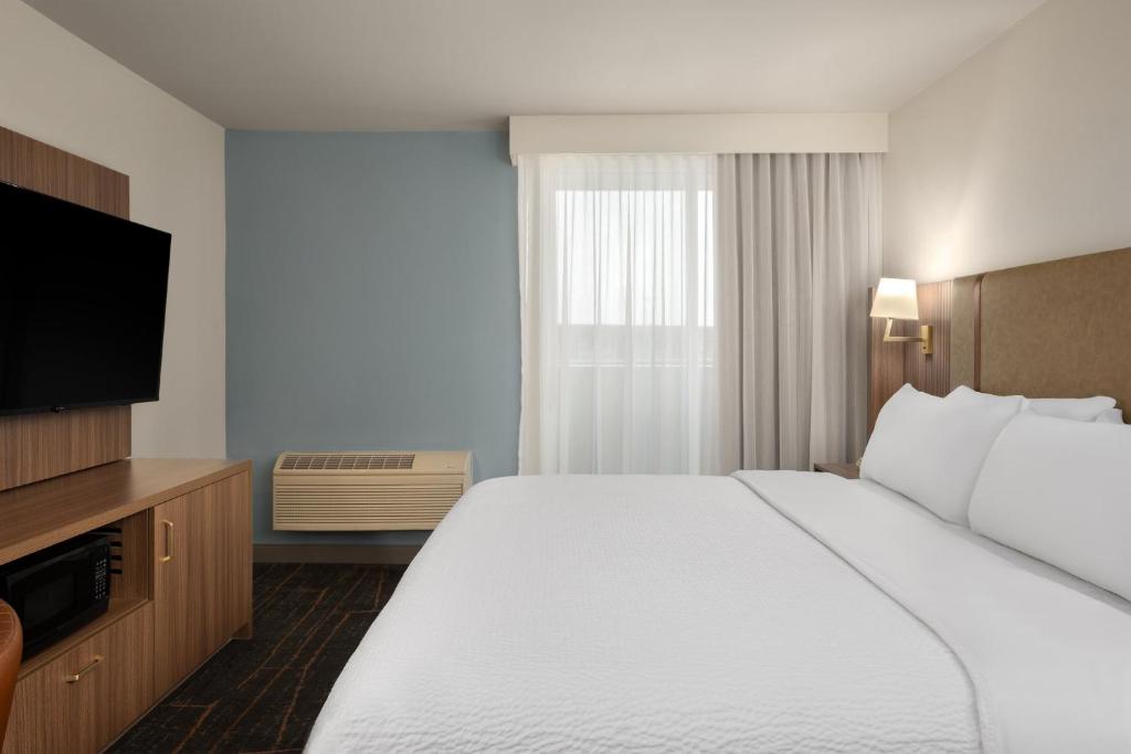 Holiday Inn Ontario by IHG - Camera King Standard