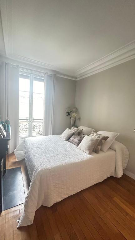 &#x41B;&#x435;&#x433;&#x43B;&#x43E; &#x438;&#x43B;&#x438; &#x43B;&#x435;&#x433;&#x43B;&#x430; &#x432; &#x441;&#x442;&#x430;&#x44F; &#x432; Appartement Haussmannien a St Mand&eacute;