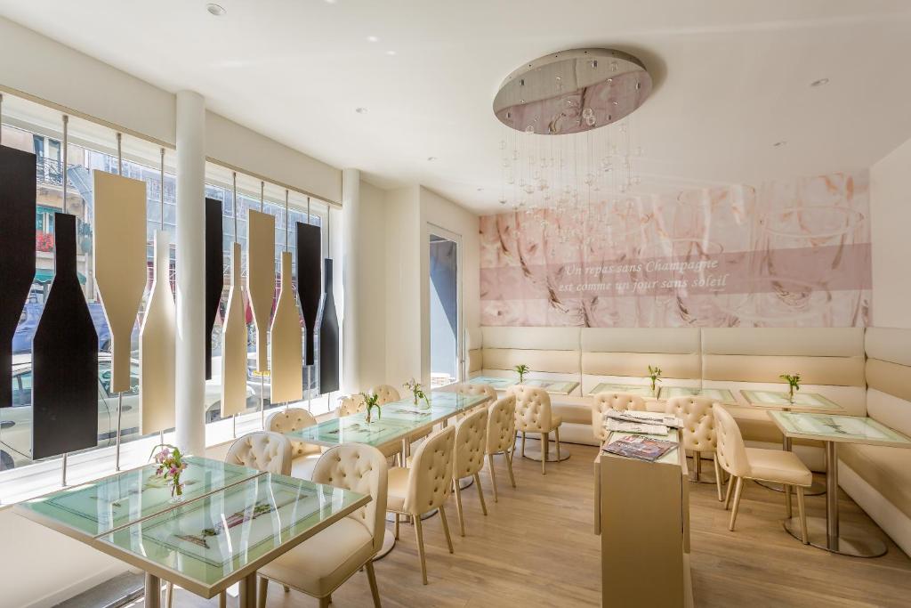 Hotel Les Bulles De Paris - Resim 36