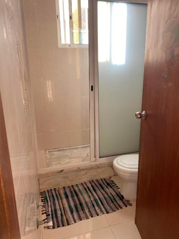 Koupelna v ubytování Room in Achada São Filipe, Praia