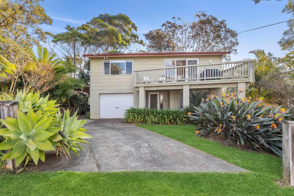 Linda Mar, Manyana (updated prices 2024)