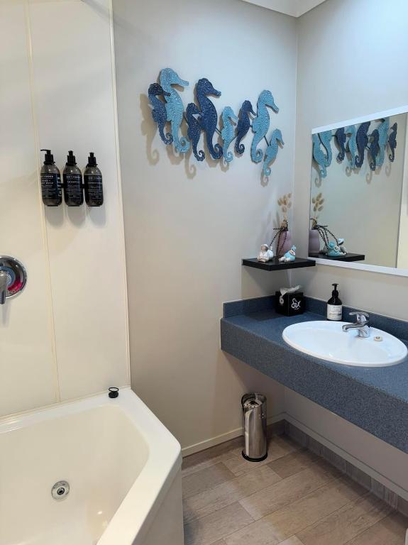 Centre Court Motel - Resim 37