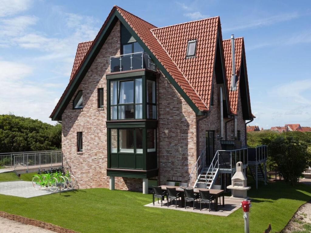 En have udenfor Dünenhuus Ost Modern retreat