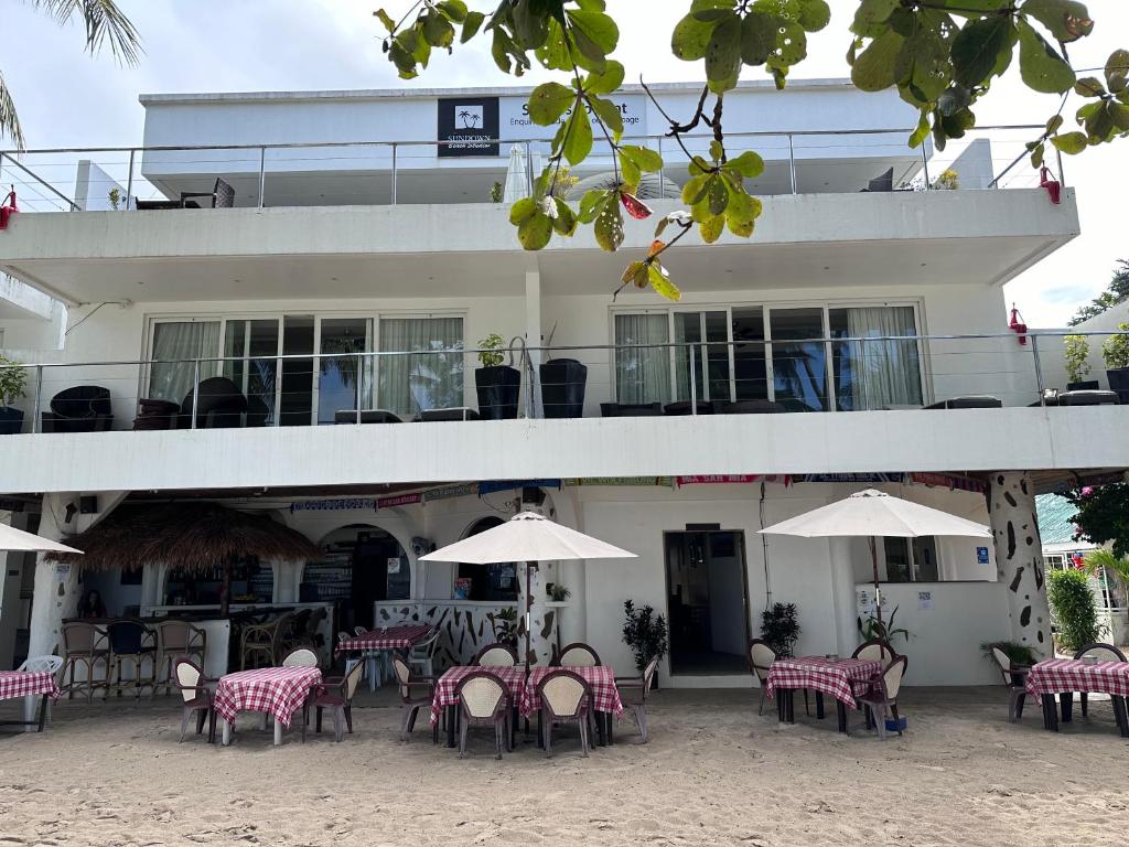 Budova, kde se hotel nachází