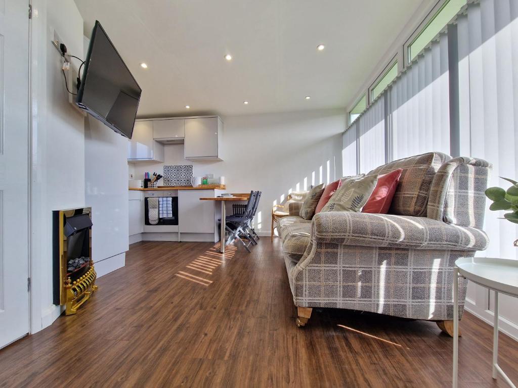 Dapur atau dapur kecil di 67 Broadside Holiday Chalet near Broads & Beaches