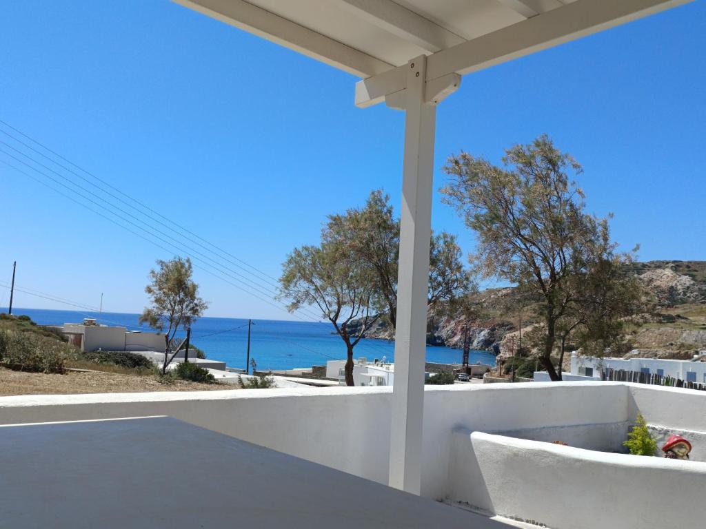 a view of the ocean from a house at Summer House Paliochori in Paliochori