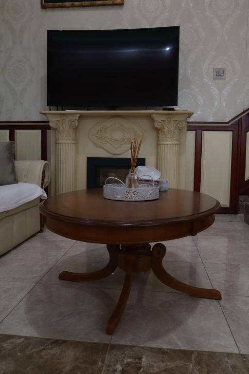 TV a/nebo společenská místnost v ubytování Barackos Wellness Villa Fót
