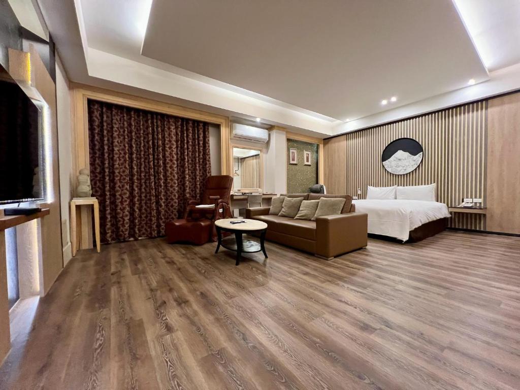 TV a/nebo společenská místnost v ubytování Cigar Motel