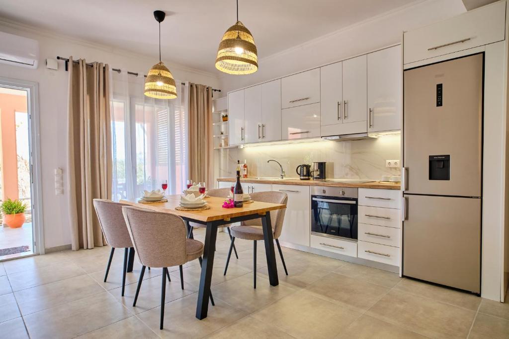 Kuchyň nebo kuchyňský kout v ubytování Olivia Mare Vacation House Corfu