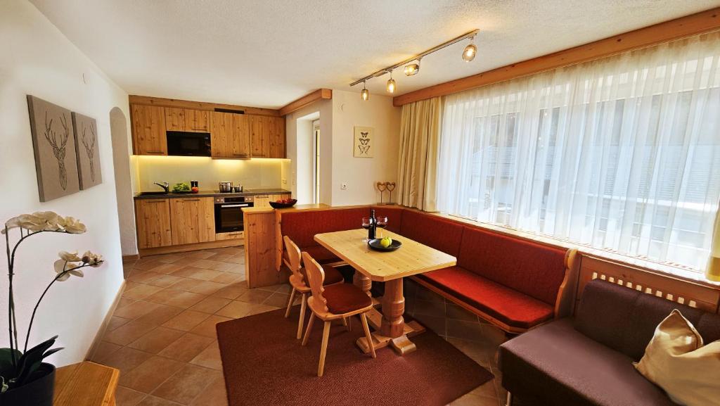 Kuchyň nebo kuchyňský kout v ubytování Ferienanlage Hechenbergerhof