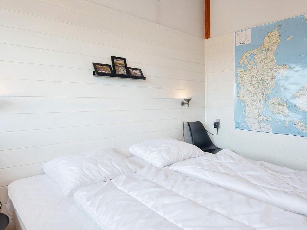 Postel nebo postele na pokoji v ubytování Holiday home Aabenraa LX
