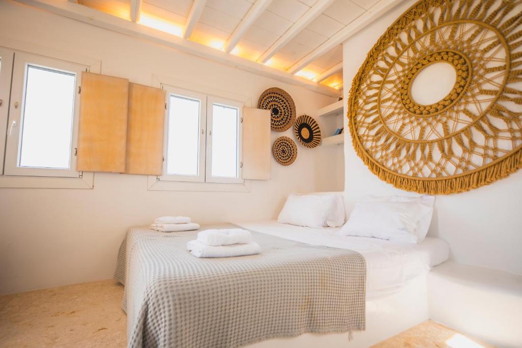 Posteľ alebo postele v izbe v ubytovaní Villa Poppy Mykonos