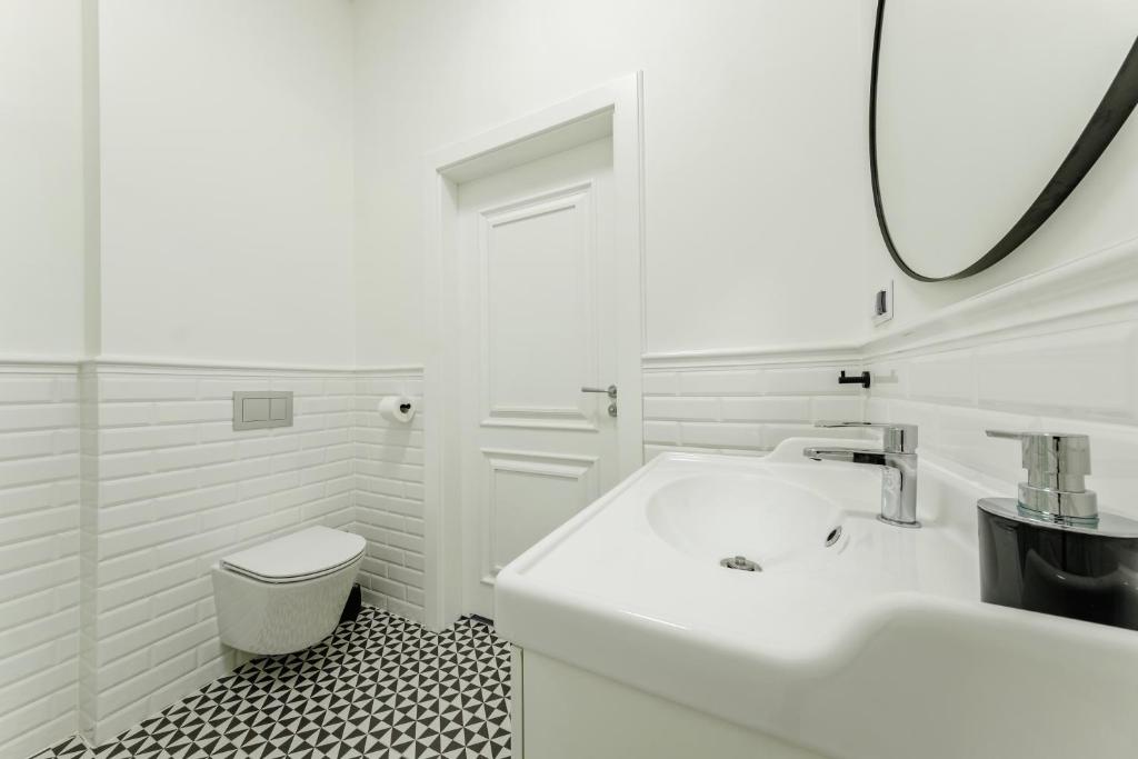 Rynek 10 Apartments - 10