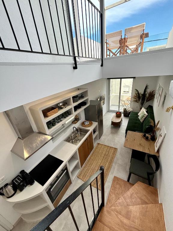 MYROVOLOS APARTMENTS - 9