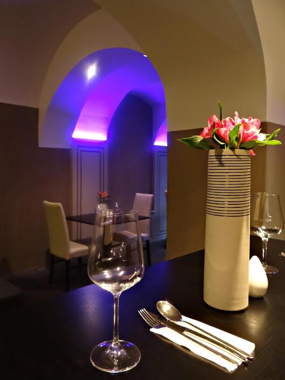 Posezení v ubytování Hotel U Kříže