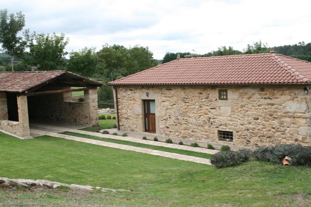 Budova, v ktorej sa dom na vidieku nachádza