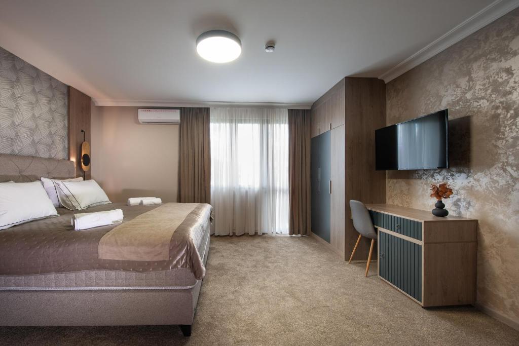 Hotel Kralj - Deluxe Double Room With Balcony