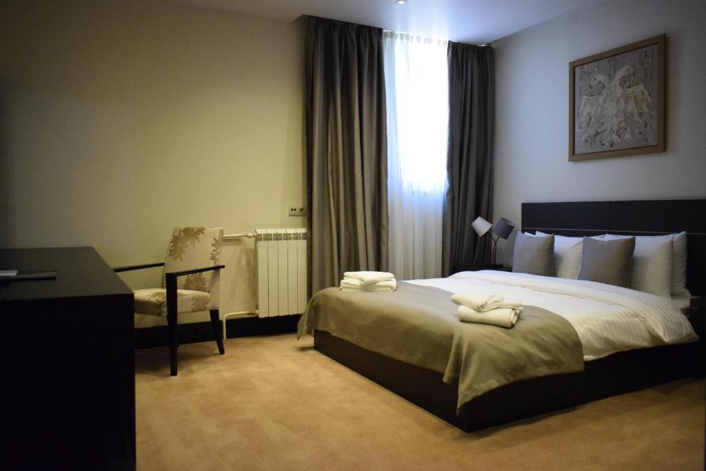 Hotel Sun Loznica - Estudio De Rey