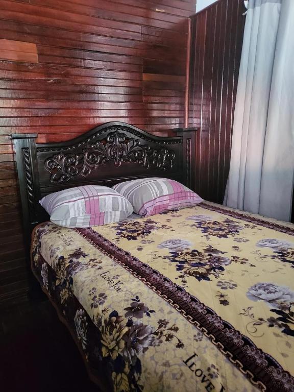Postel nebo postele na pokoji v ubytování Downtown Montezuma Hostel