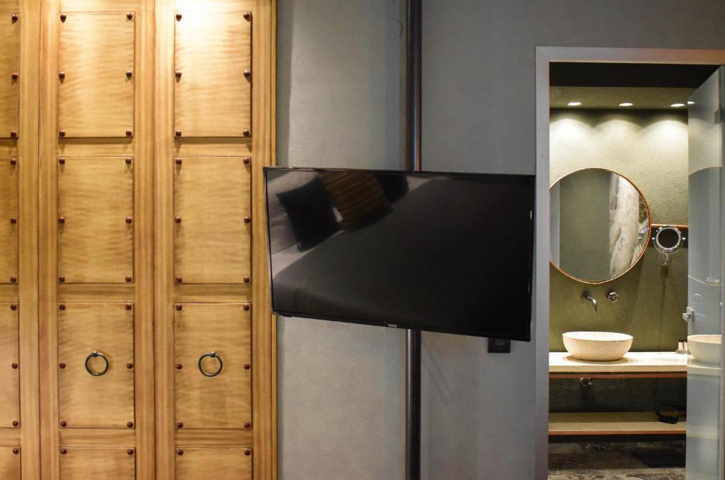 Pagopoieion - Adults Only Suites - Resim 22