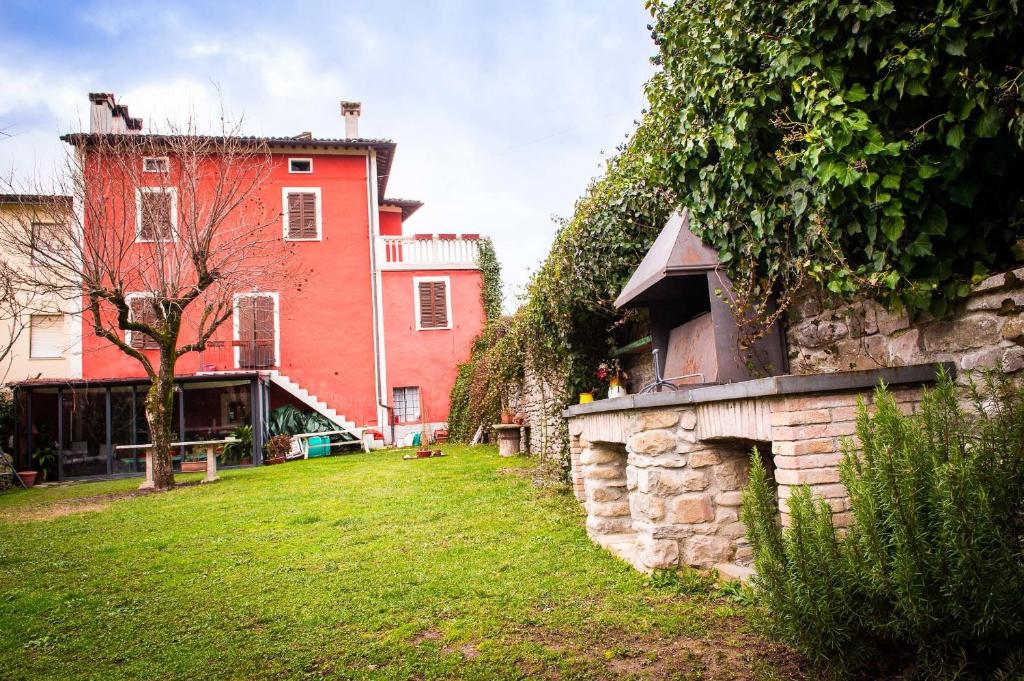 Ogród w obiekcie B&B Il Soccorso