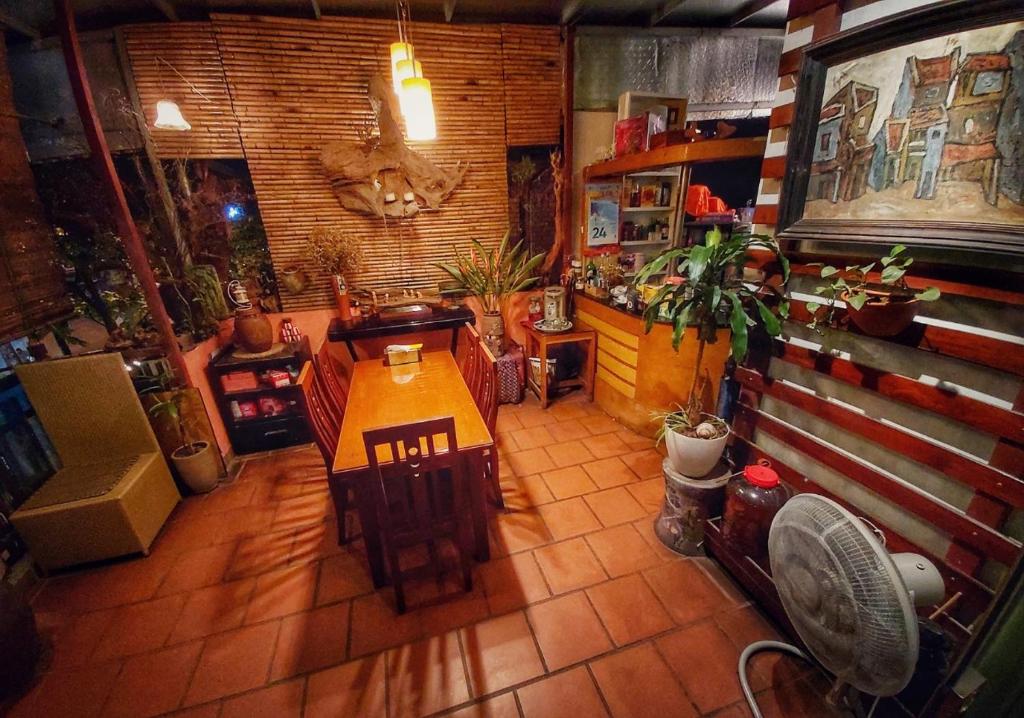 Posezení v ubytování Hanoi Balcony Homestay