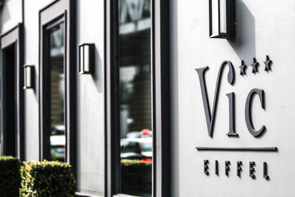 Certifikát, hodnocení, plakát nebo jiný dokument vystavený v ubytování Hôtel Vic Eiffel