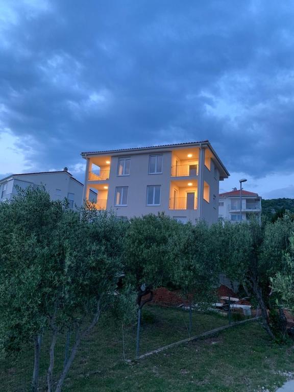 Apartments with parking space Punat, Krk - 22927