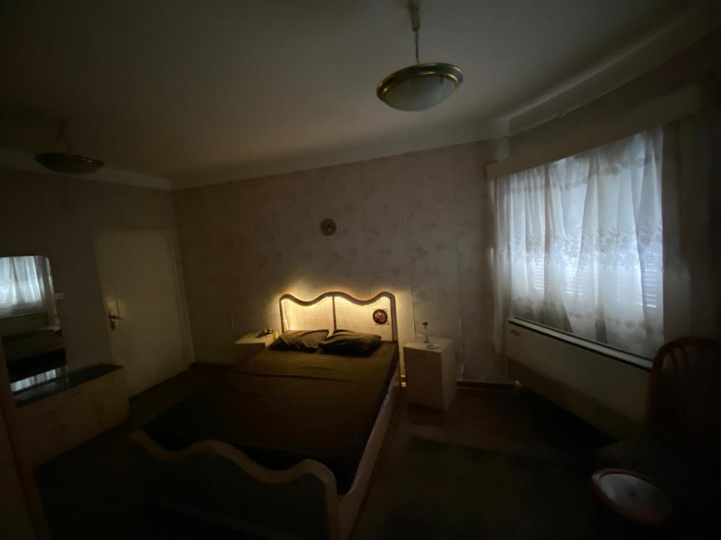 Postel nebo postele na pokoji v ubytování Mahitab music