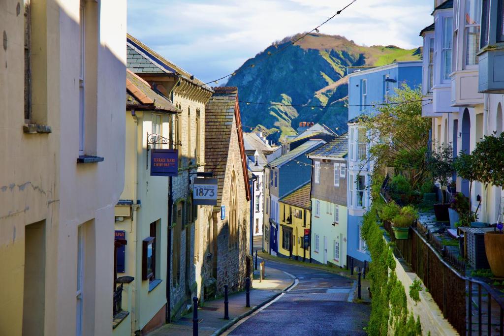 Fotografie z fotogalerie ubytování Combe Hill Apartments v destinaci Ilfracombe