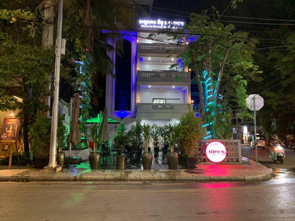 Budova, kde se hotel nachází