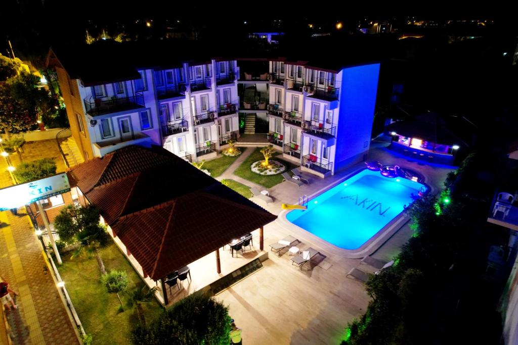 فضای داخلی Akın Apart and Hotel در آنتالیا - تصویر ۳