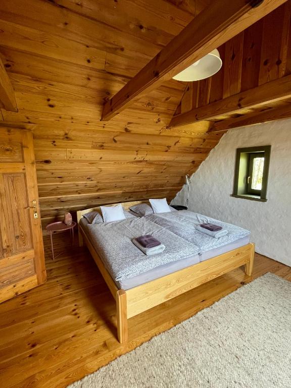 Postel nebo postele na pokoji v ubytování Őrségi Mi Kis Házunk vendégház