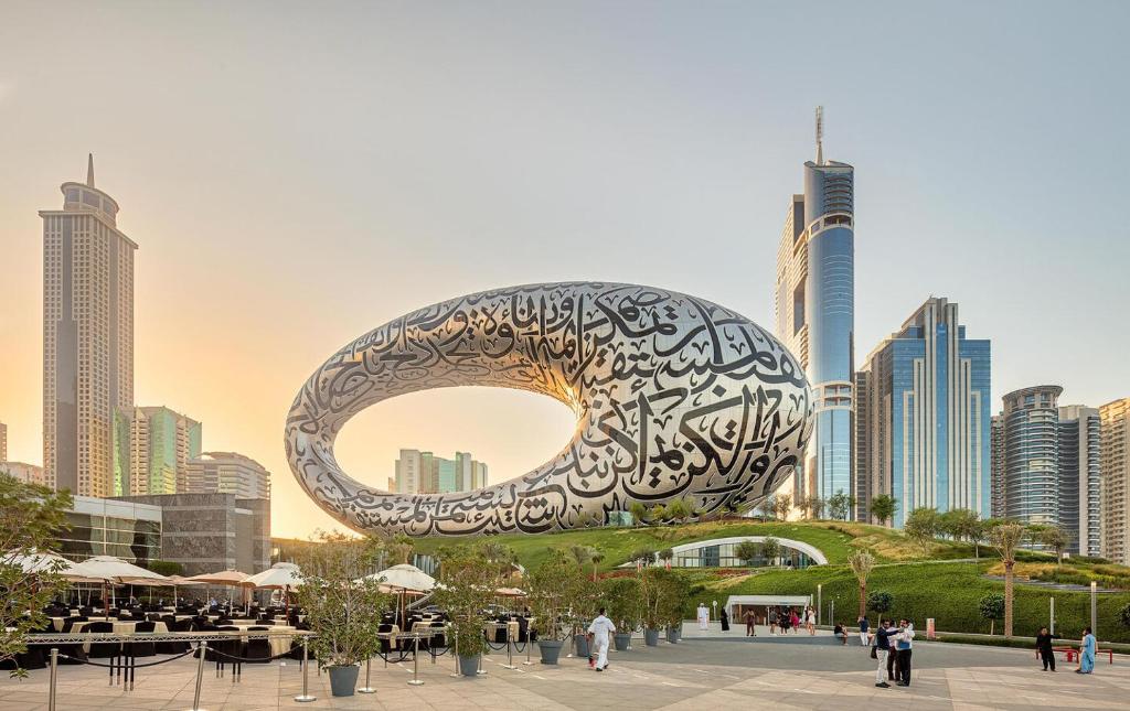 Grand Kingsgate Jaddaf Waterfront Hotel by Millennium - Resim 27