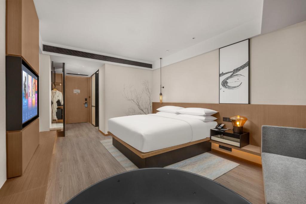 Fairfield by Marriott Changsha Yueluにあるベッド