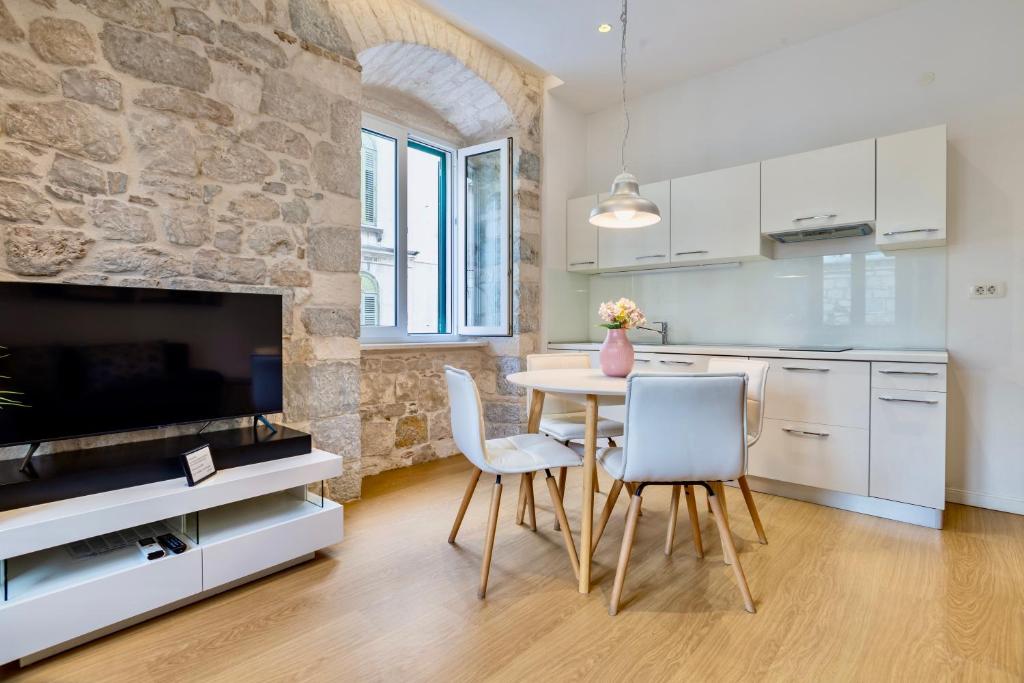 Apartments & Rooms Grašo - Luxe Appartement Met één Slaapkamer