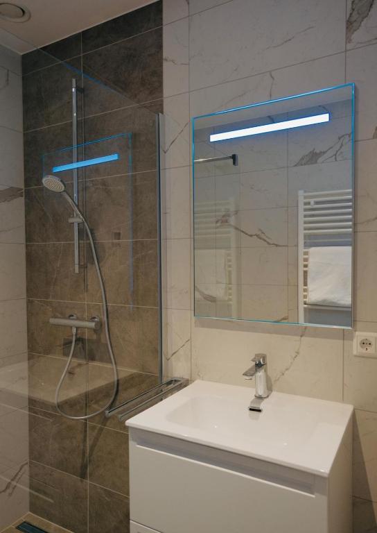 Nike Pallas 2 Beds - Resim 14